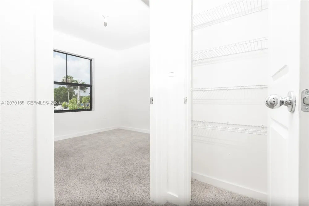 302 NE 1st Dr #302 Florida City, FL 33034