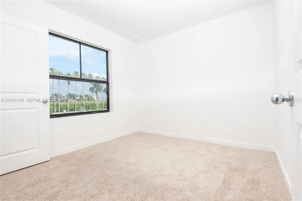 302 NE 1st Dr #302 Florida City, FL 33034