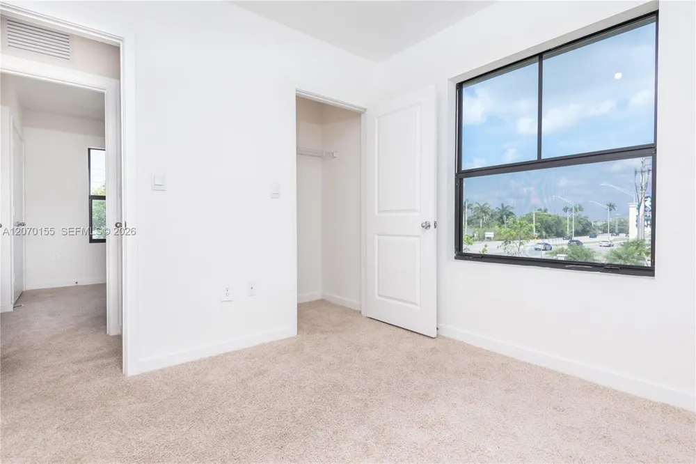 302 NE 1st Dr #302 Florida City, FL 33034