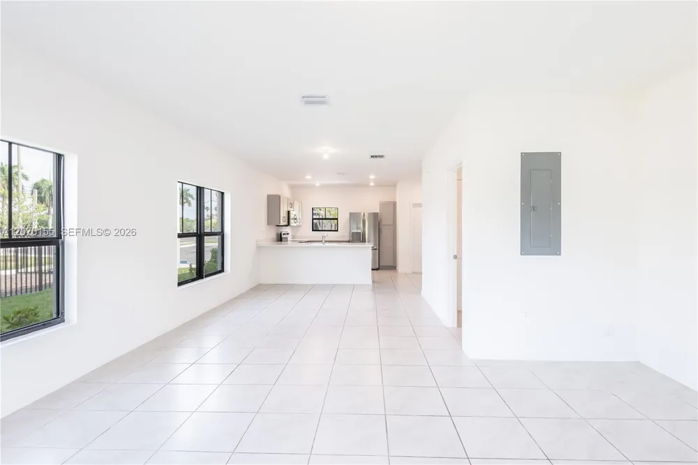 302 NE 1st Dr #302 Florida City, FL 33034