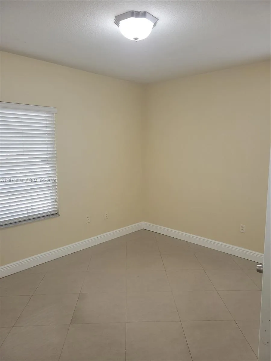 2564 CENTERGATE DR #108 Miramar, FL 33025