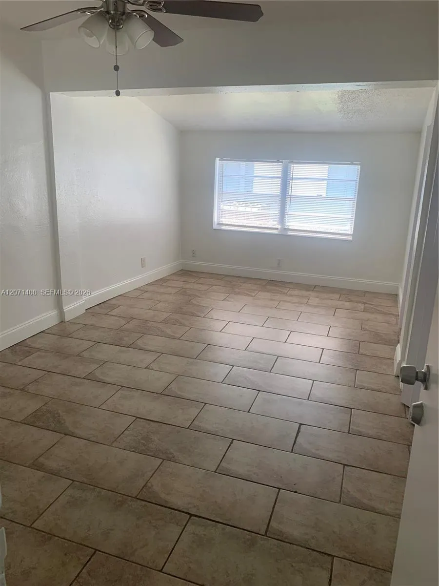 4501 SW 25th St #0 West Park, FL 33023