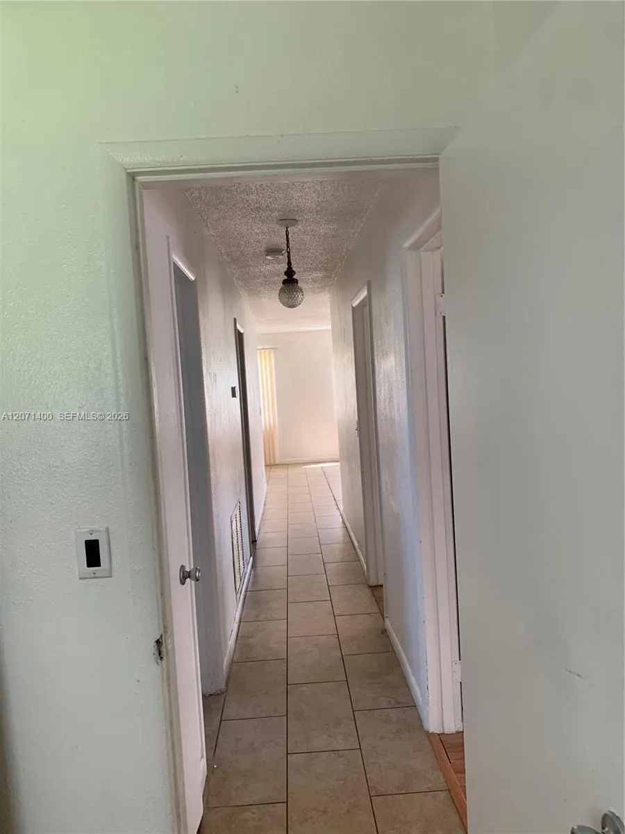 4501 SW 25th St #0 West Park, FL 33023