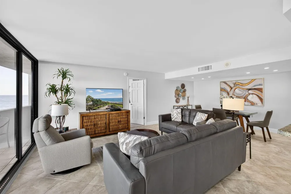 4200 Ocean Drive #1-406 Riviera Beach, FL 33404