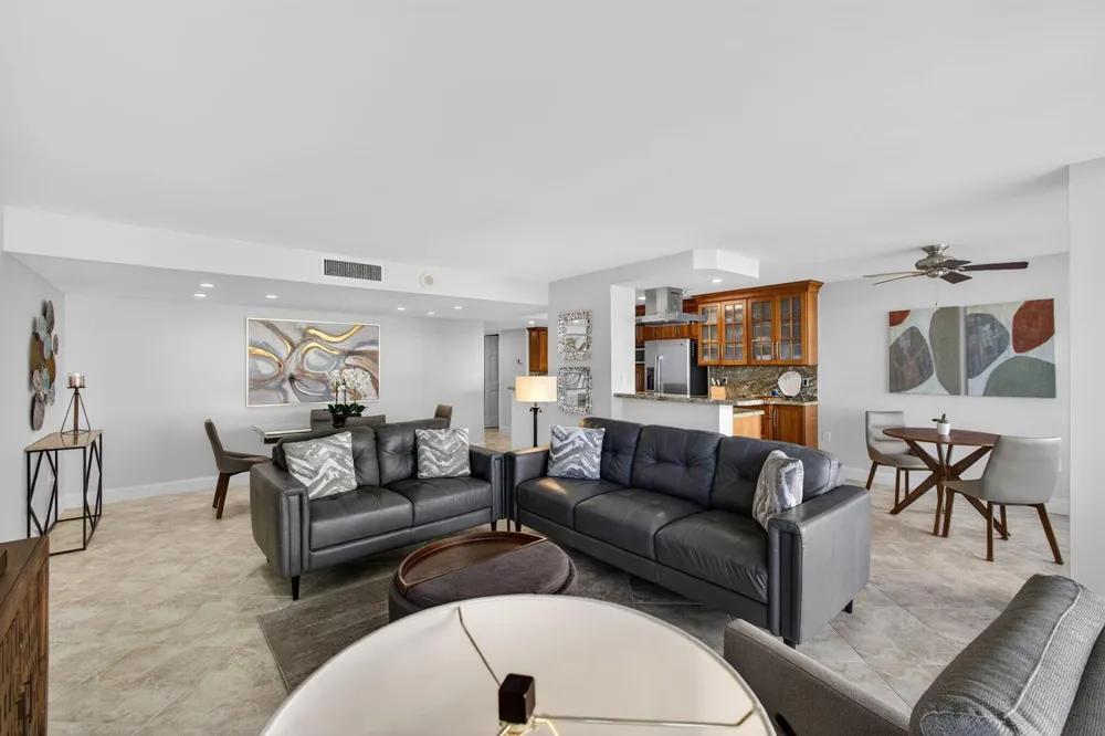 4200 Ocean Drive #1-406 Riviera Beach, FL 33404