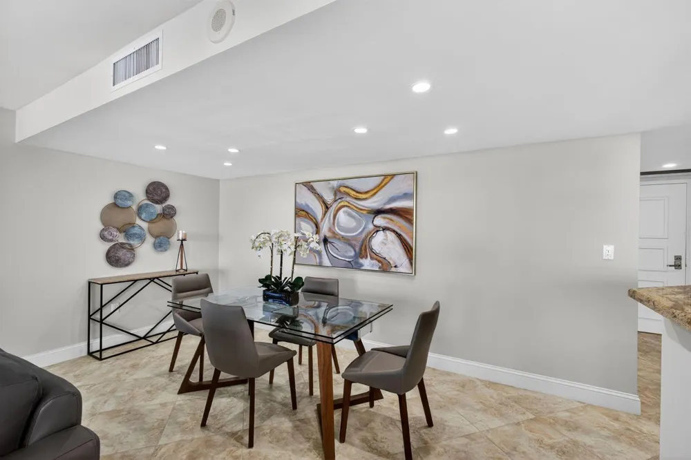 4200 Ocean Drive #1-406 Riviera Beach, FL 33404
