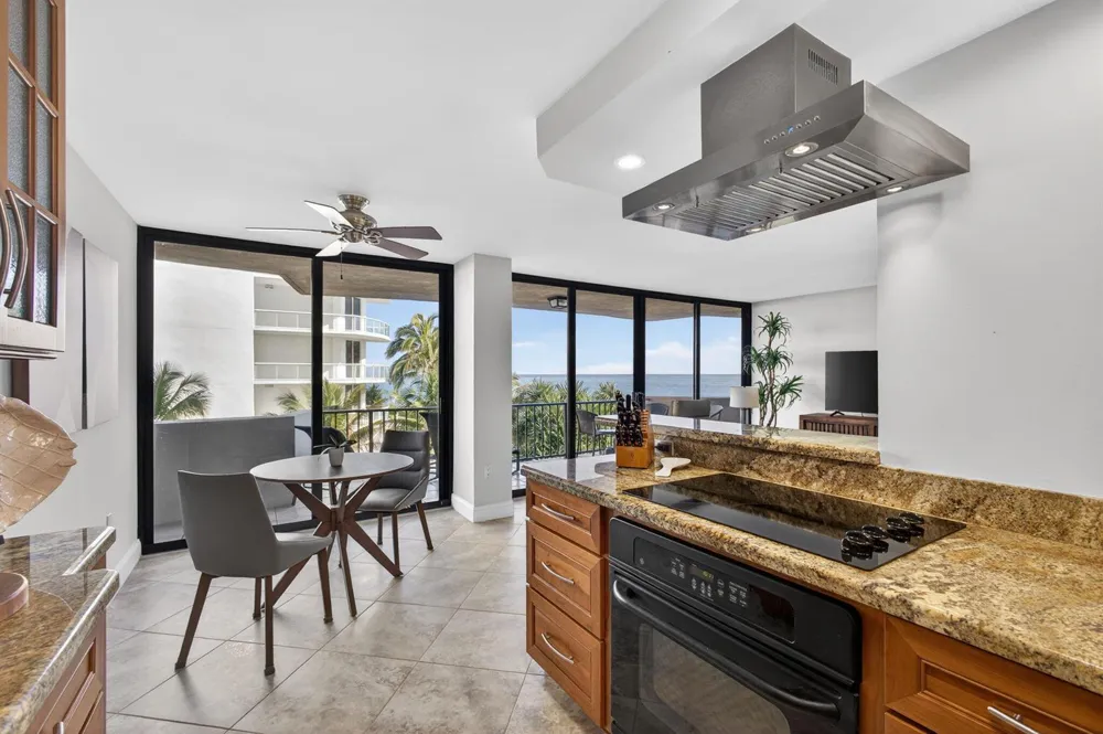 4200 Ocean Drive #1-406 Riviera Beach, FL 33404