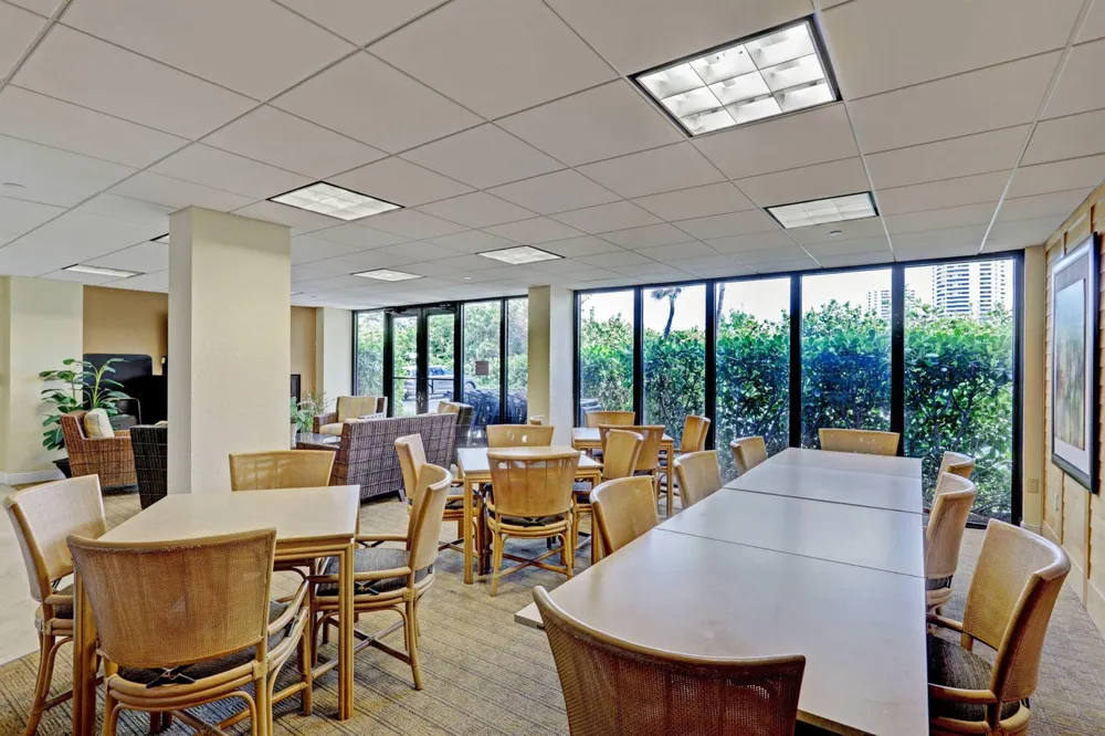4200 Ocean Drive #1-406 Riviera Beach, FL 33404