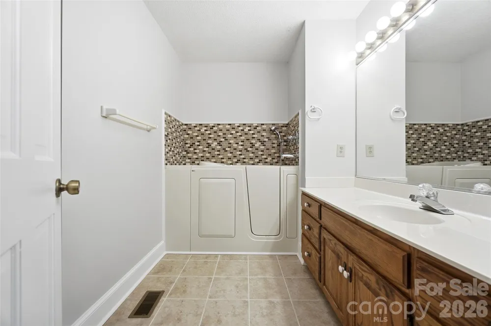 17047 Pond Road Locust, NC 28097