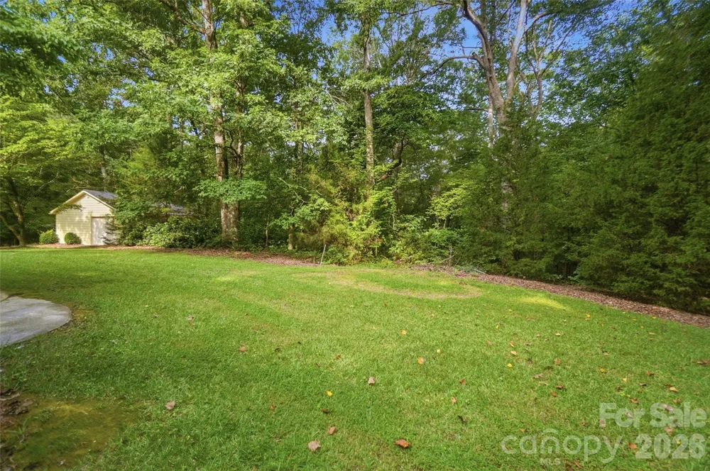 17047 Pond Road Locust, NC 28097