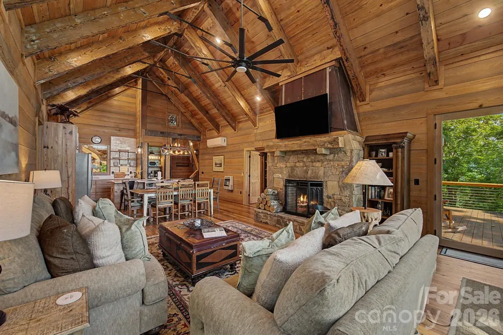 444 Look Out Point Bryson City, NC 28713