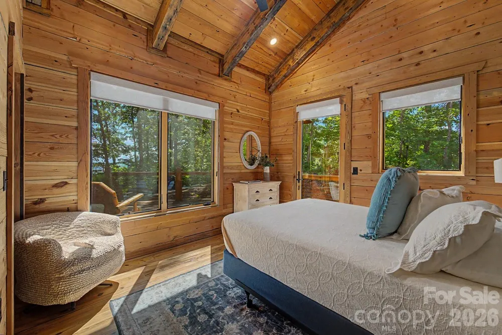 444 Look Out Point Bryson City, NC 28713