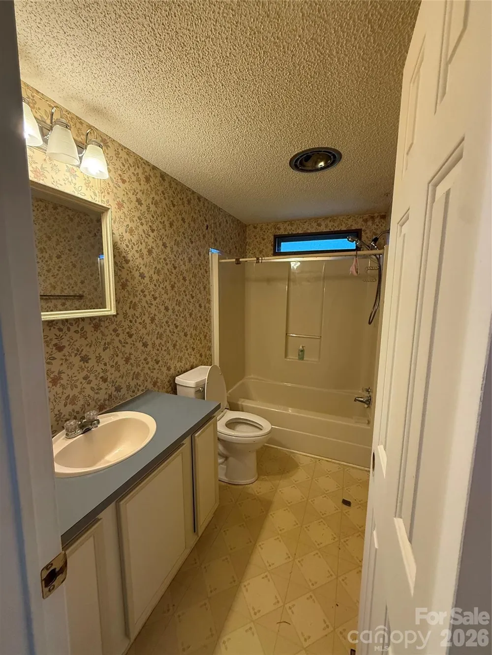 75 Mountain View Drive Taylorsville, NC 28681