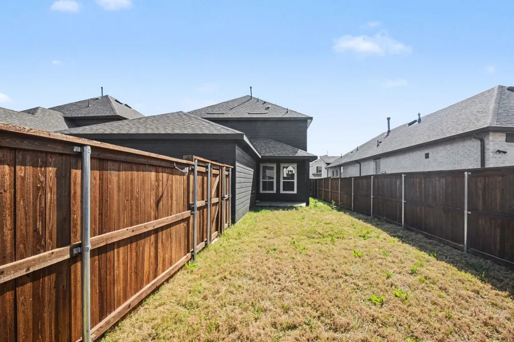 7057 Helena Hill Royse City, TX 75189