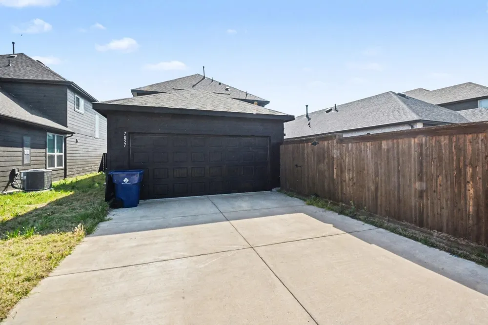 7057 Helena Hill Royse City, TX 75189