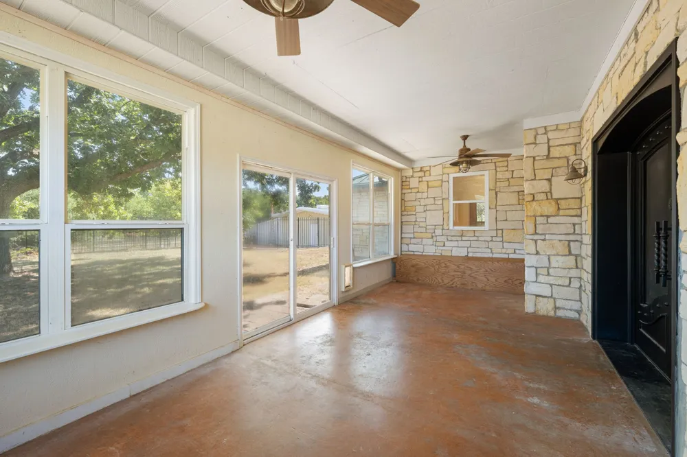 330 Mohawk Trail East Tawakoni, TX 75472