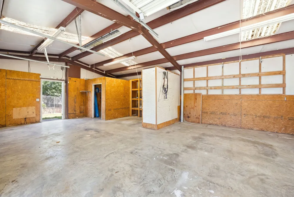 330 Mohawk Trail East Tawakoni, TX 75472