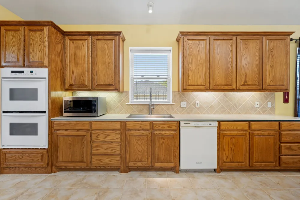 330 Mohawk Trail East Tawakoni, TX 75472