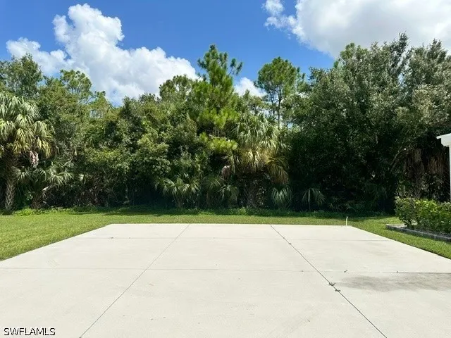 Diamond Lake Circle Naples, FL 34114