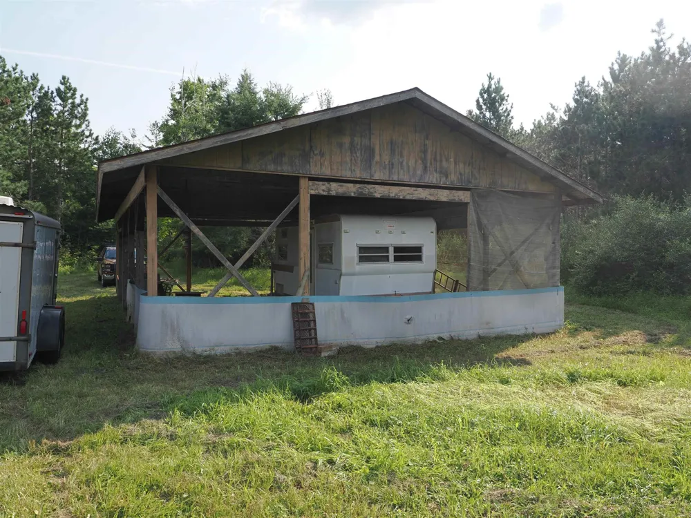 Emig Road Clinton Township, MI 48619