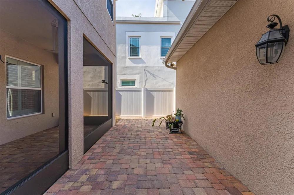 213 S WESTLAND AVENUE #2 Tampa, FL 33606
