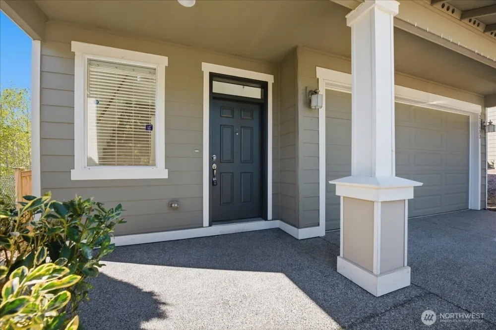 21602 NW Monterey Loop Poulsbo, WA 98370