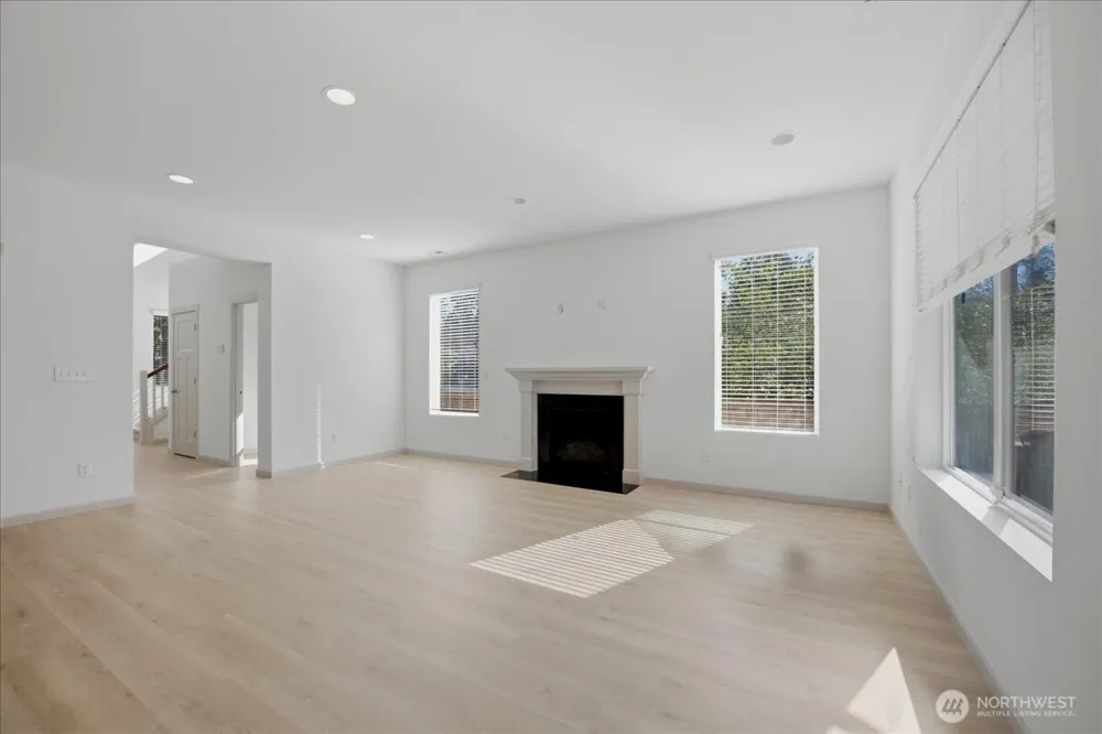 21602 NW Monterey Loop Poulsbo, WA 98370