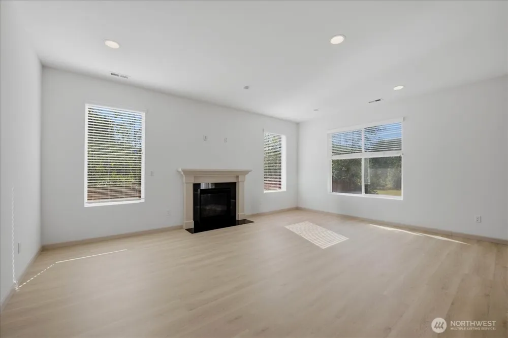 21602 NW Monterey Loop Poulsbo, WA 98370