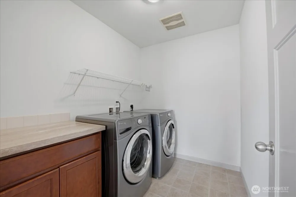 21602 NW Monterey Loop Poulsbo, WA 98370