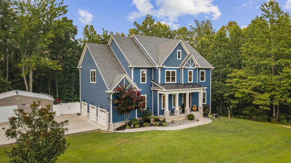 1174 Old Mount Vernon Rd Bethpage, TN 37022