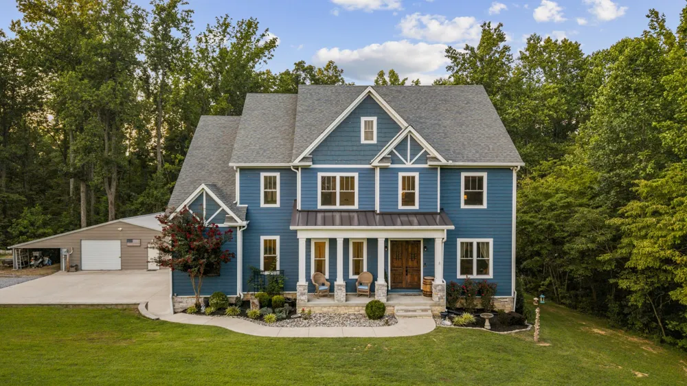 1174 Old Mount Vernon Rd Bethpage, TN 37022