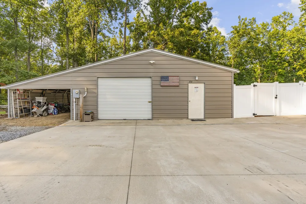 1174 Old Mount Vernon Rd Bethpage, TN 37022