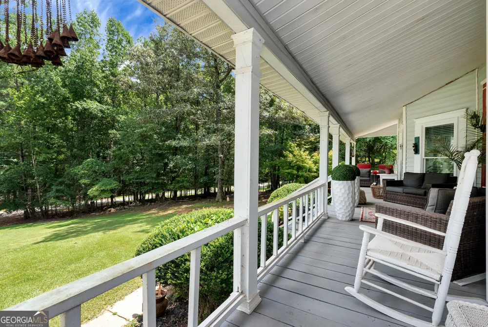425 Greenleaf DR Lavonia, GA 30553