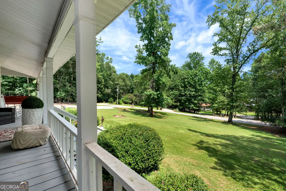 425 Greenleaf DR Lavonia, GA 30553