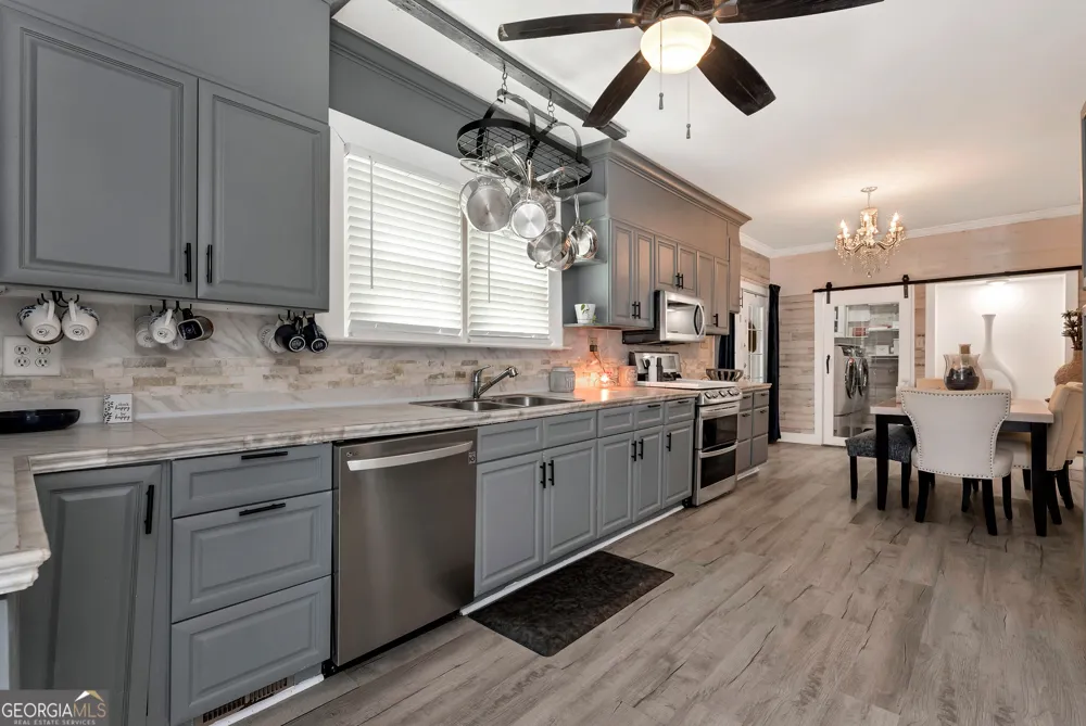 425 Greenleaf DR Lavonia, GA 30553