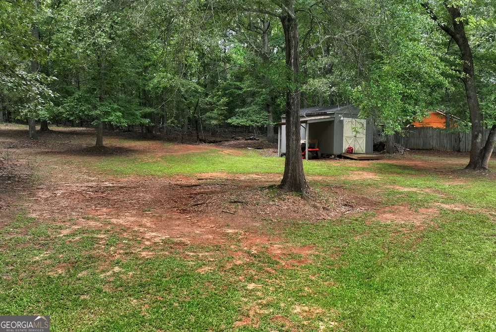 425 Greenleaf DR Lavonia, GA 30553