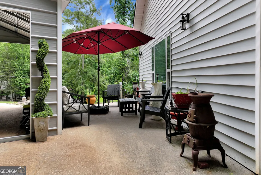 425 Greenleaf DR Lavonia, GA 30553