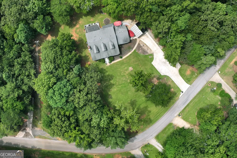 425 Greenleaf DR Lavonia, GA 30553