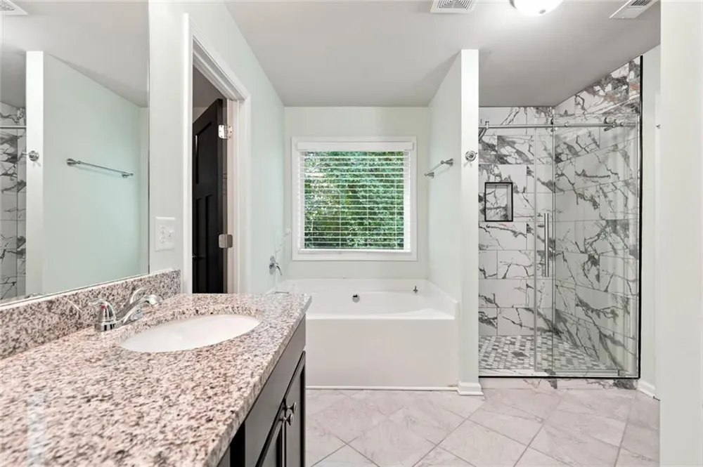 268 Oak Road Lawrenceville, GA 30044