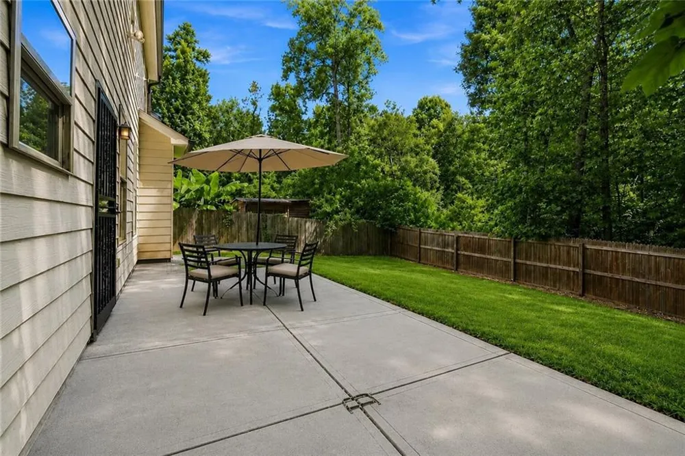 268 Oak Road Lawrenceville, GA 30044