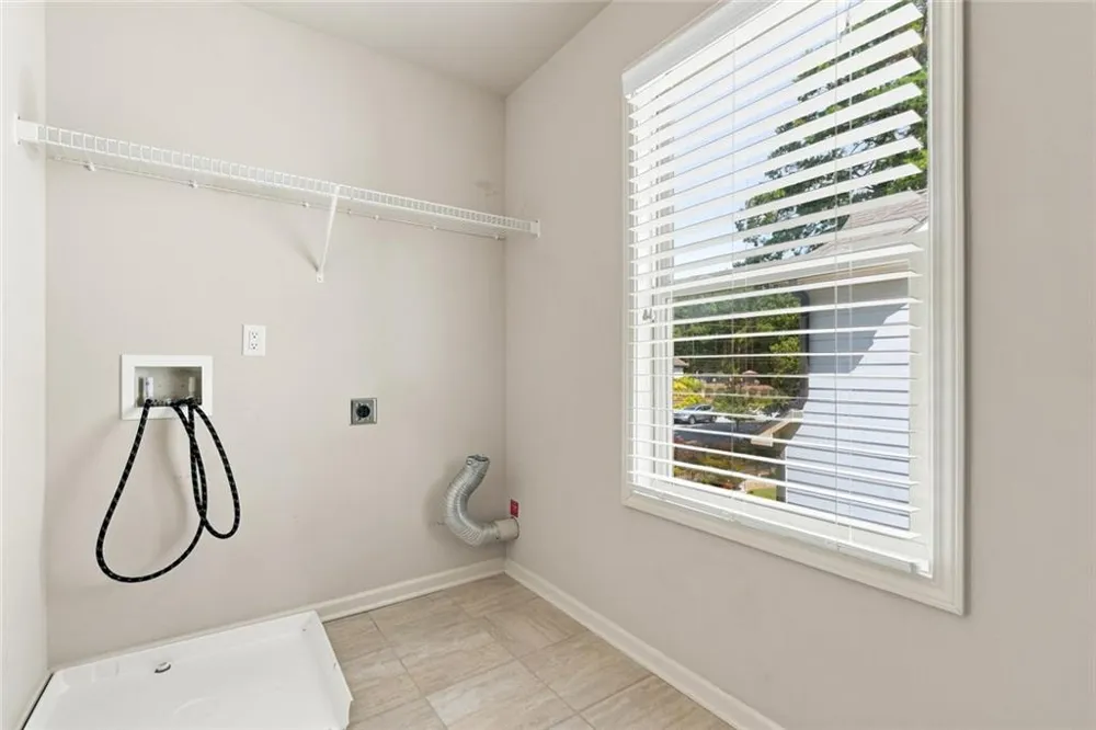 268 Oak Road Lawrenceville, GA 30044