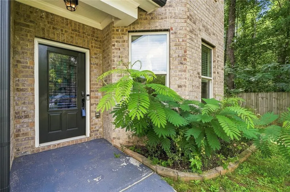 268 Oak Road Lawrenceville, GA 30044