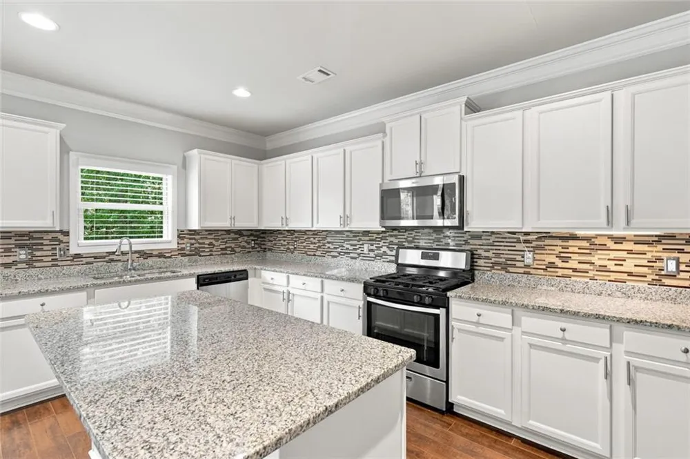 268 Oak Road Lawrenceville, GA 30044