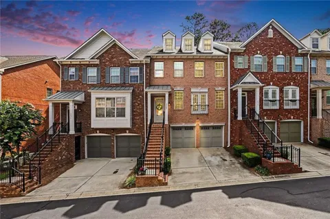 2669 Derby Walk NE