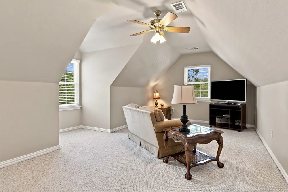 8321 Brandonwood Drive North Richland Hills, TX 76182