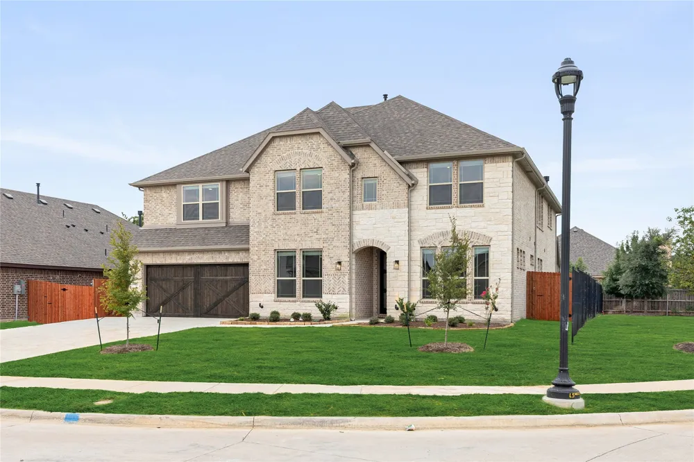 941 Cardinal Drive Midlothian, TX 76065