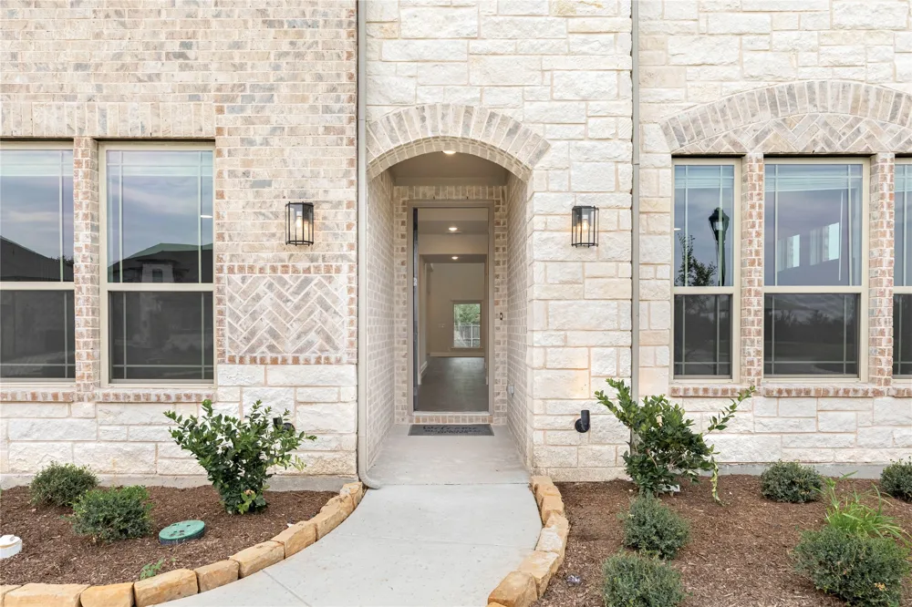 941 Cardinal Drive Midlothian, TX 76065