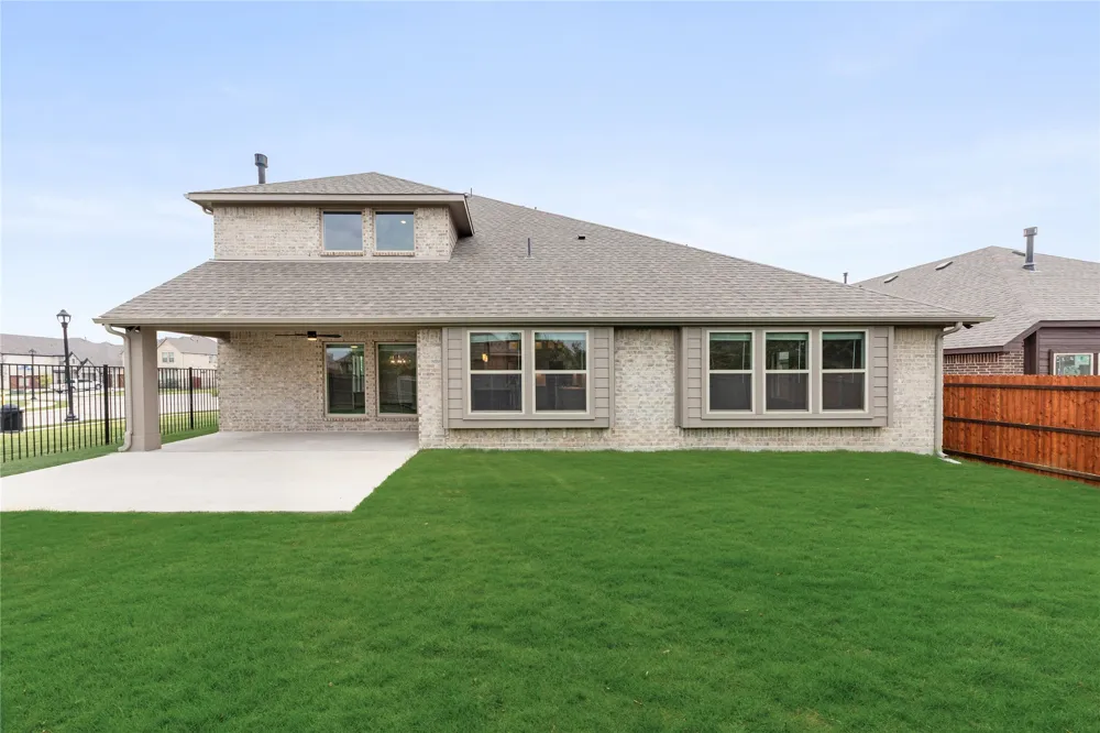 941 Cardinal Drive Midlothian, TX 76065