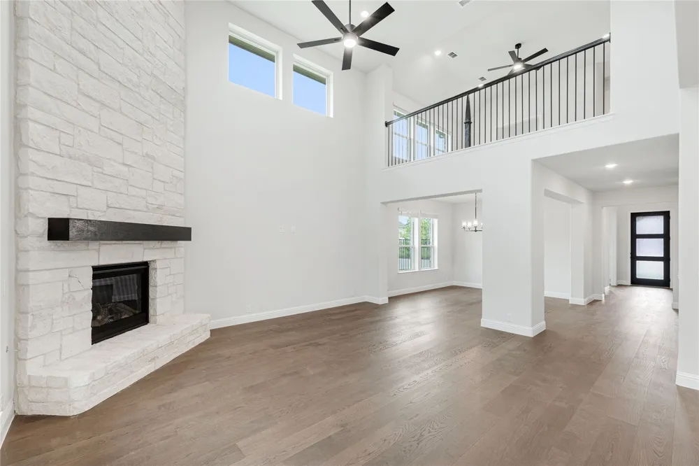 941 Cardinal Drive Midlothian, TX 76065