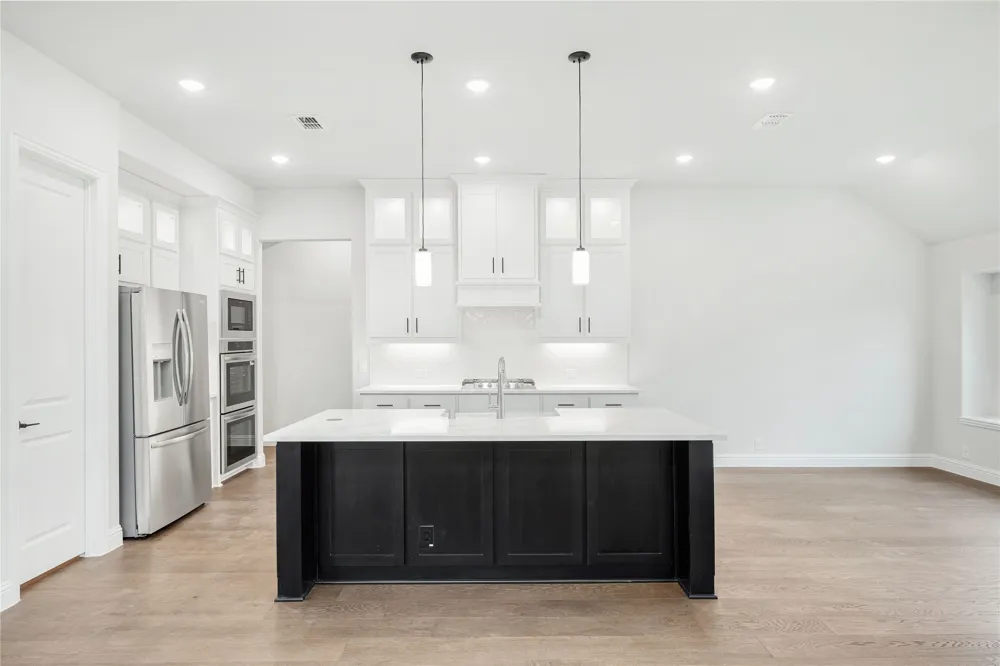 941 Cardinal Drive Midlothian, TX 76065